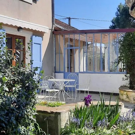بيت للعطل La Maison Romanaise *